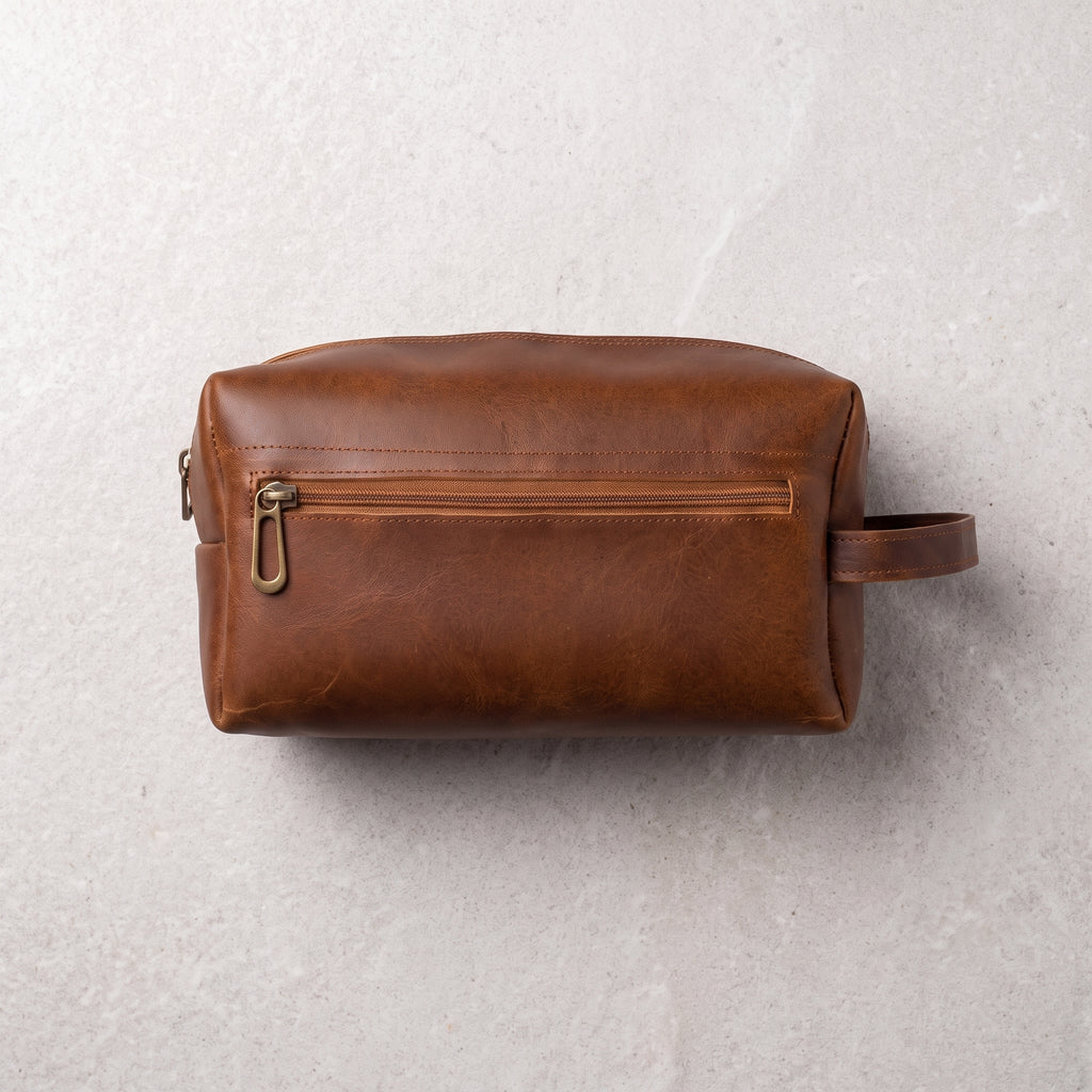 Neceser de Piel Pull-Up Color Miel – Dopp Kit Hecho a Mano