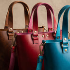Bolsas Mini Tote artesanales de piel Crazy en Azul Cerúleo, Café y Rojo